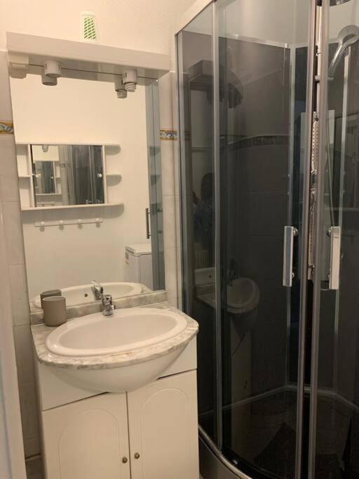 Meuble Proche Du Centre - Wifi/parking Appartement Clermont-Ferrand