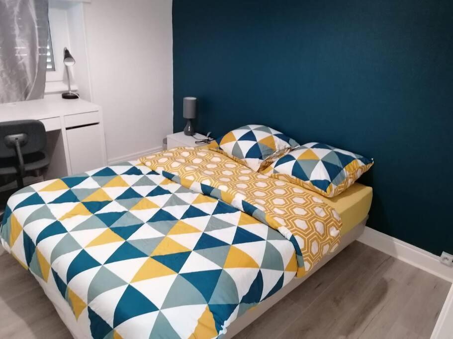 Meuble Proche Du Centre - Wifi/parking * Clermont-Ferrand